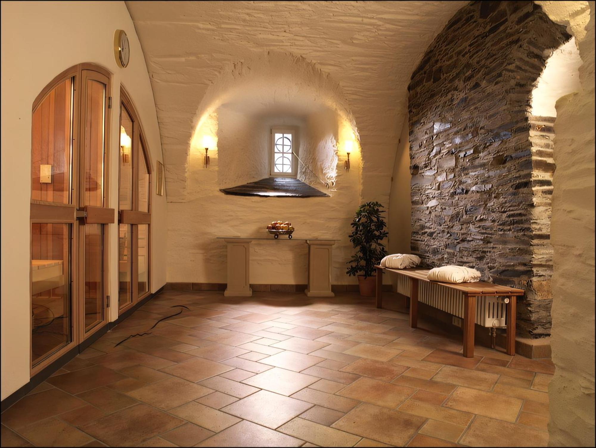 Hotel Und Restaurant Burg Schnellenberg Attendorn Ngoại thất bức ảnh