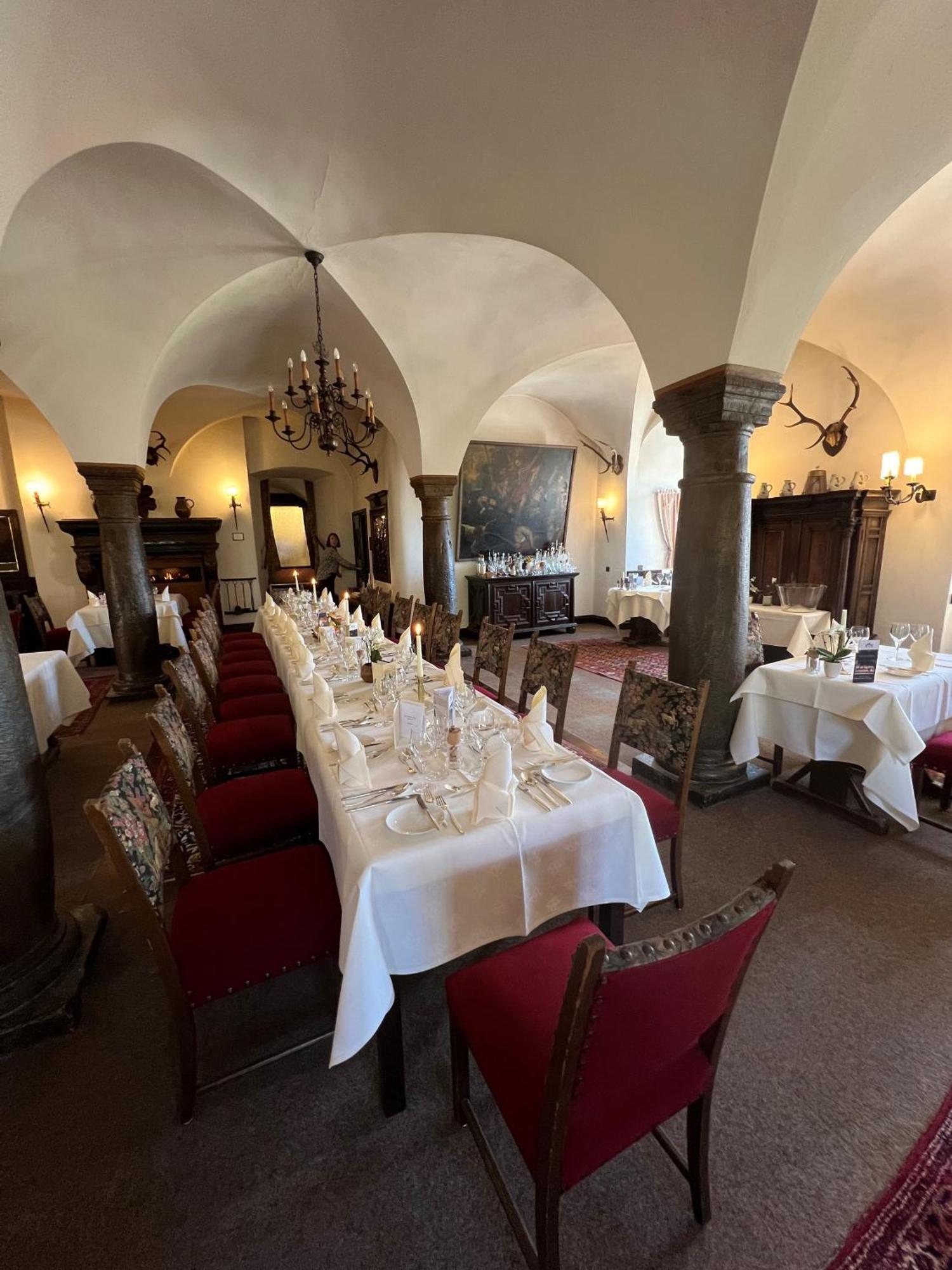 Hotel Und Restaurant Burg Schnellenberg Attendorn Ngoại thất bức ảnh